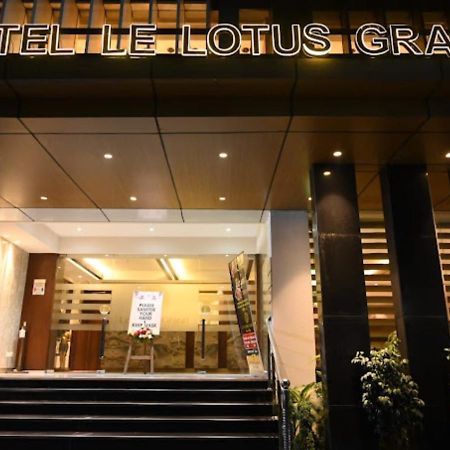 Hotel Le Lotus Grand Kakarmatha エクステリア 写真