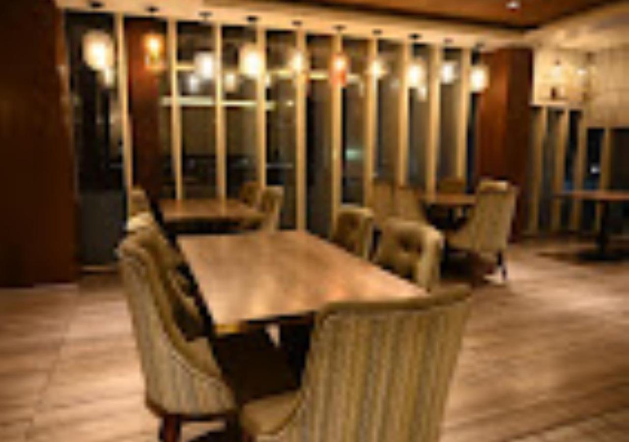 Hotel Le Lotus Grand Kakarmatha エクステリア 写真