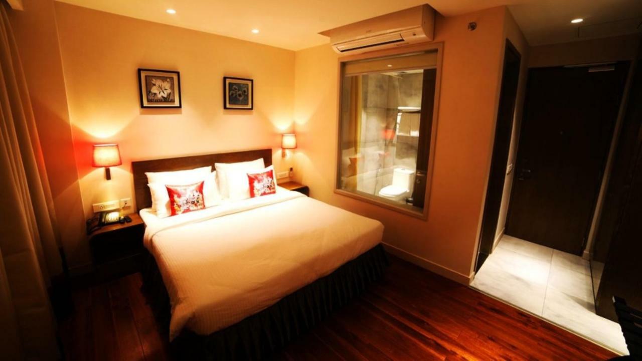 Hotel Le Lotus Grand Kakarmatha エクステリア 写真